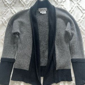 Carlisle gray cardigan size M